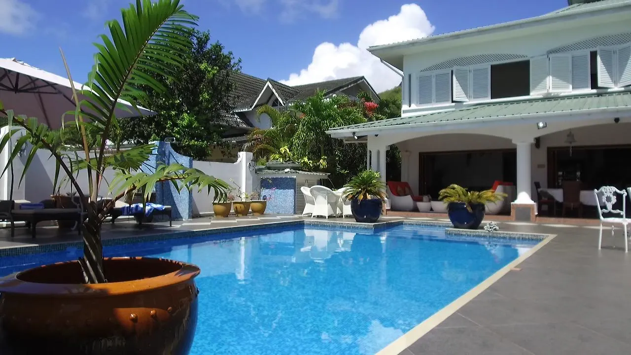 Le Bonheur Villa Machabee Maison d'hôtes